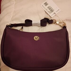 Lululemon City Essentials Mini Shoulder Bag
